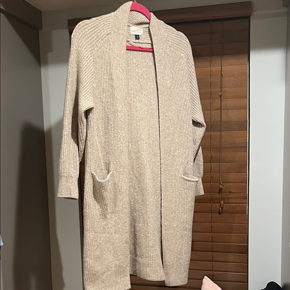 Never worn Women's Beige Open Front Cardigan Sweater